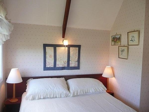 Cute Cottage - Cooks Beach Bach Екстериор снимка